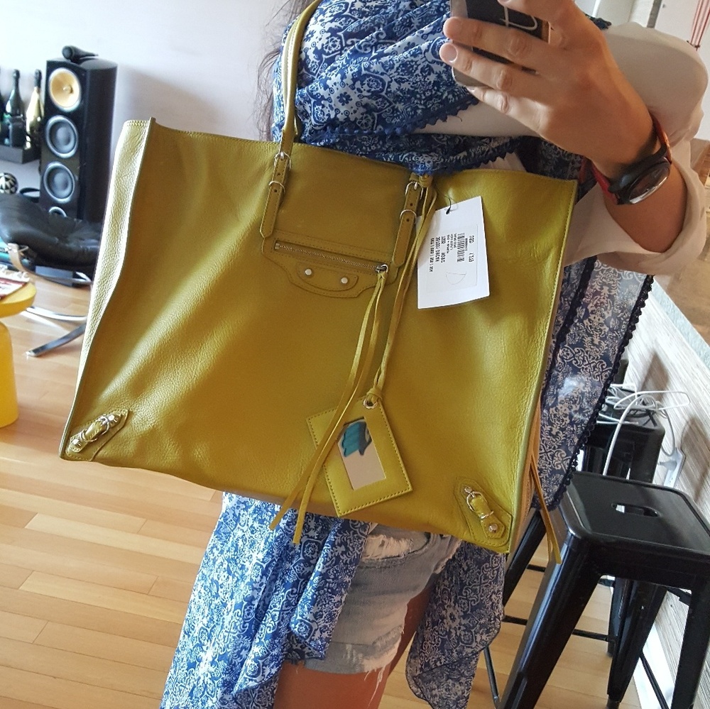 Balenciaga Yellow mustard tote bag, pre owned - Picture 6 of 6